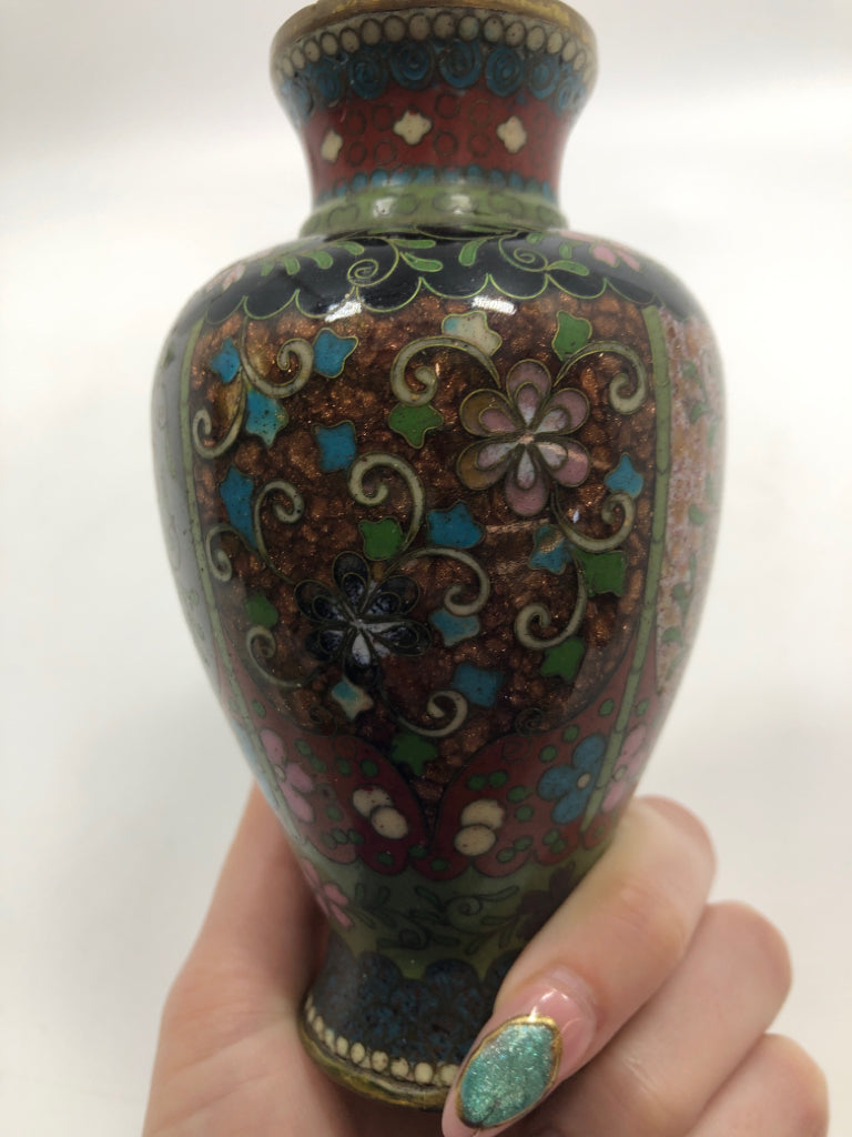SMALL VTG ENAMEL ON METAL BUD VASE.