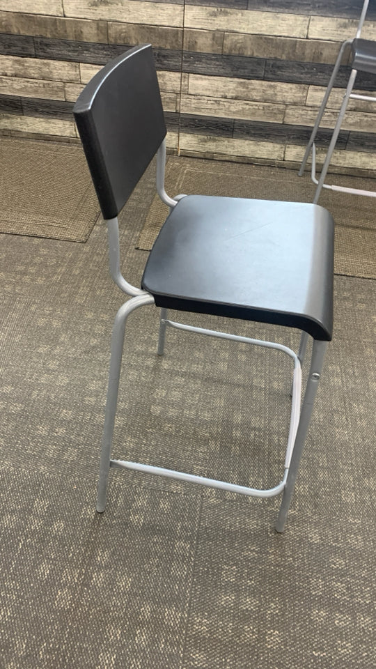 2 BLACK IKEA BAR STOOLS.