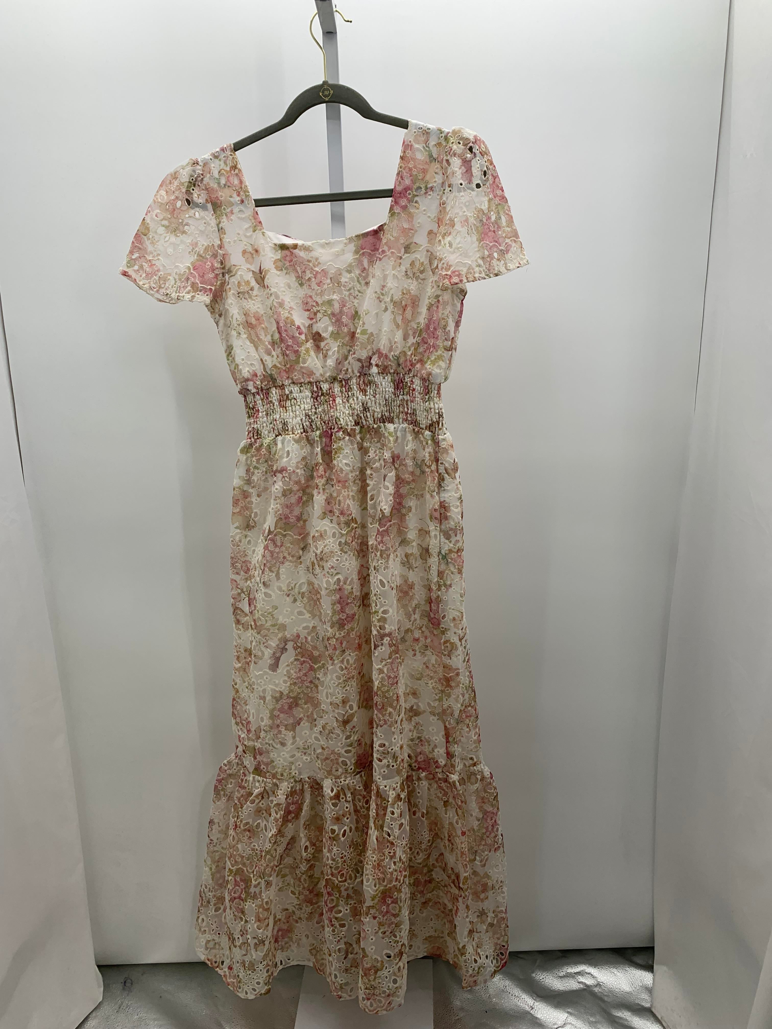 Solitare Size Small Juniors Short Sleeve Dress