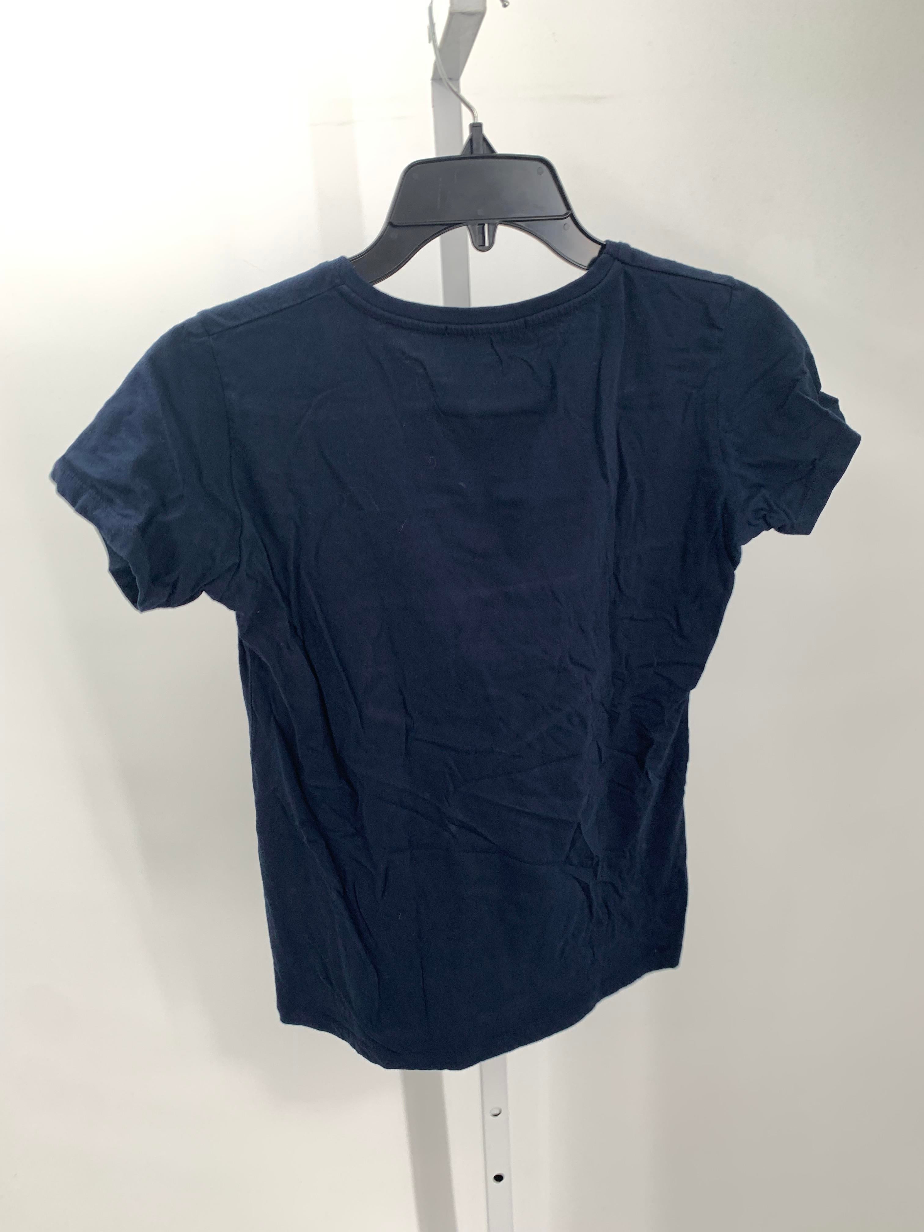 Size Medium Juniors Short Sleeve Shirt