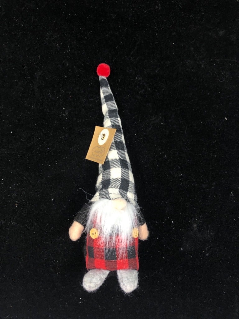 MINI PLUSH GNOME BUFFALO PLAID HAT.