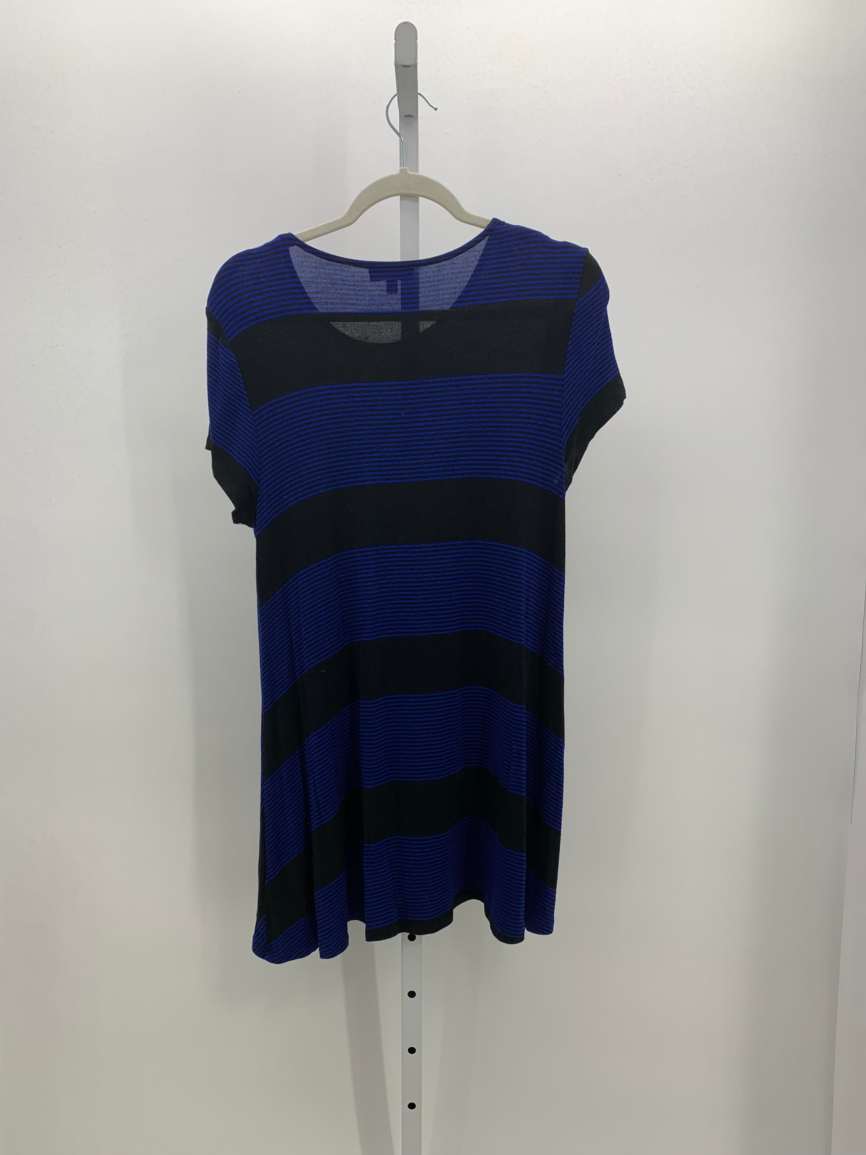 Spense Size Medium Misses Short Sleeve Shirt
