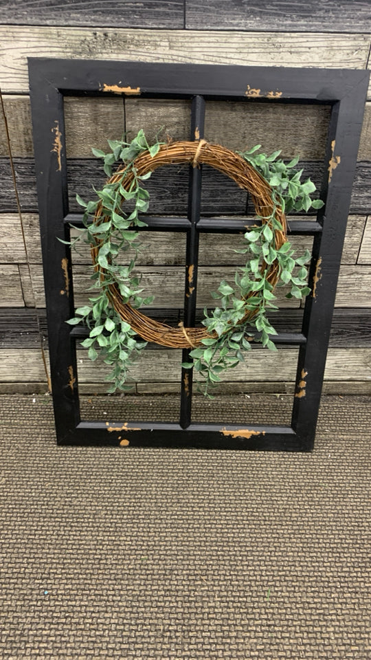 DISTRESSED LEAF WREATH WINDOW PANE.