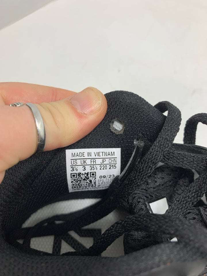 Adidas Size 3.5 Cleats