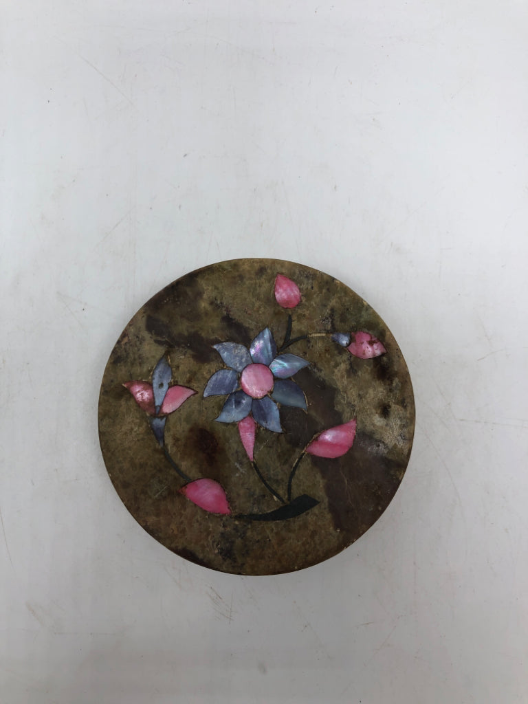 MARBLE BOX W/PINK INLAY FLOWER LID.
