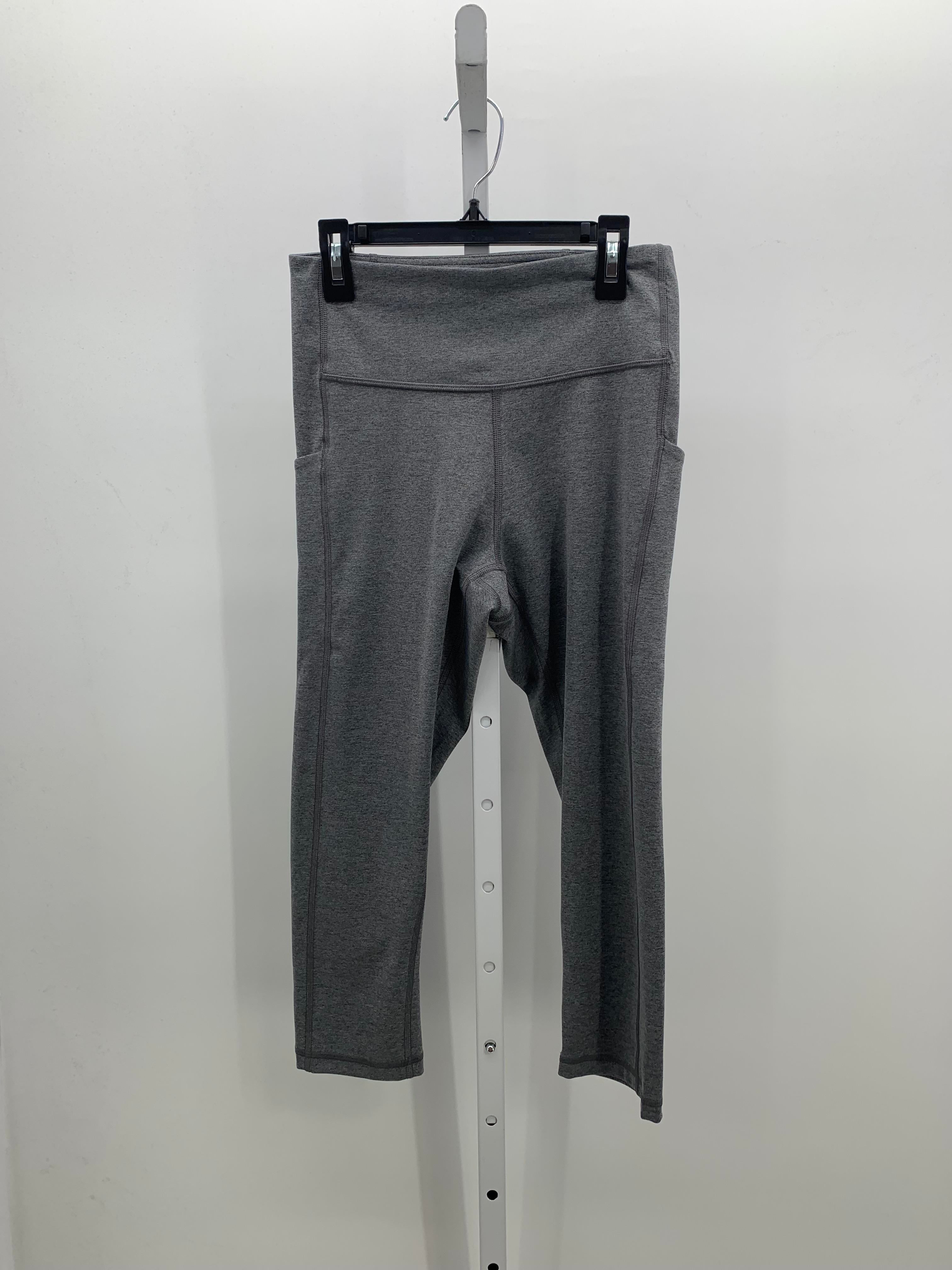 Tek Gear Size Medium Misses Capri Pants