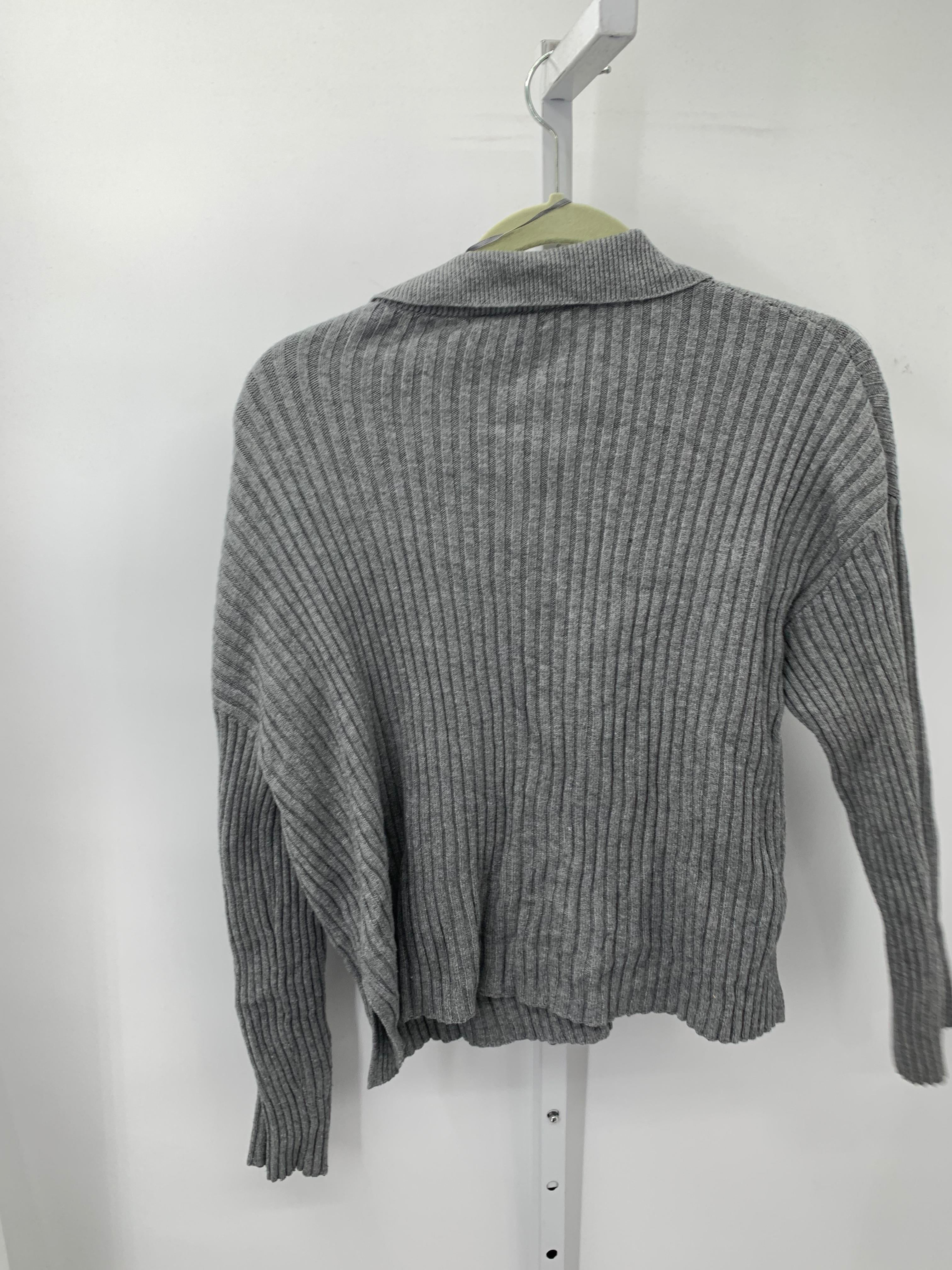 Size Medium Juniors Long Sleeve Sweater