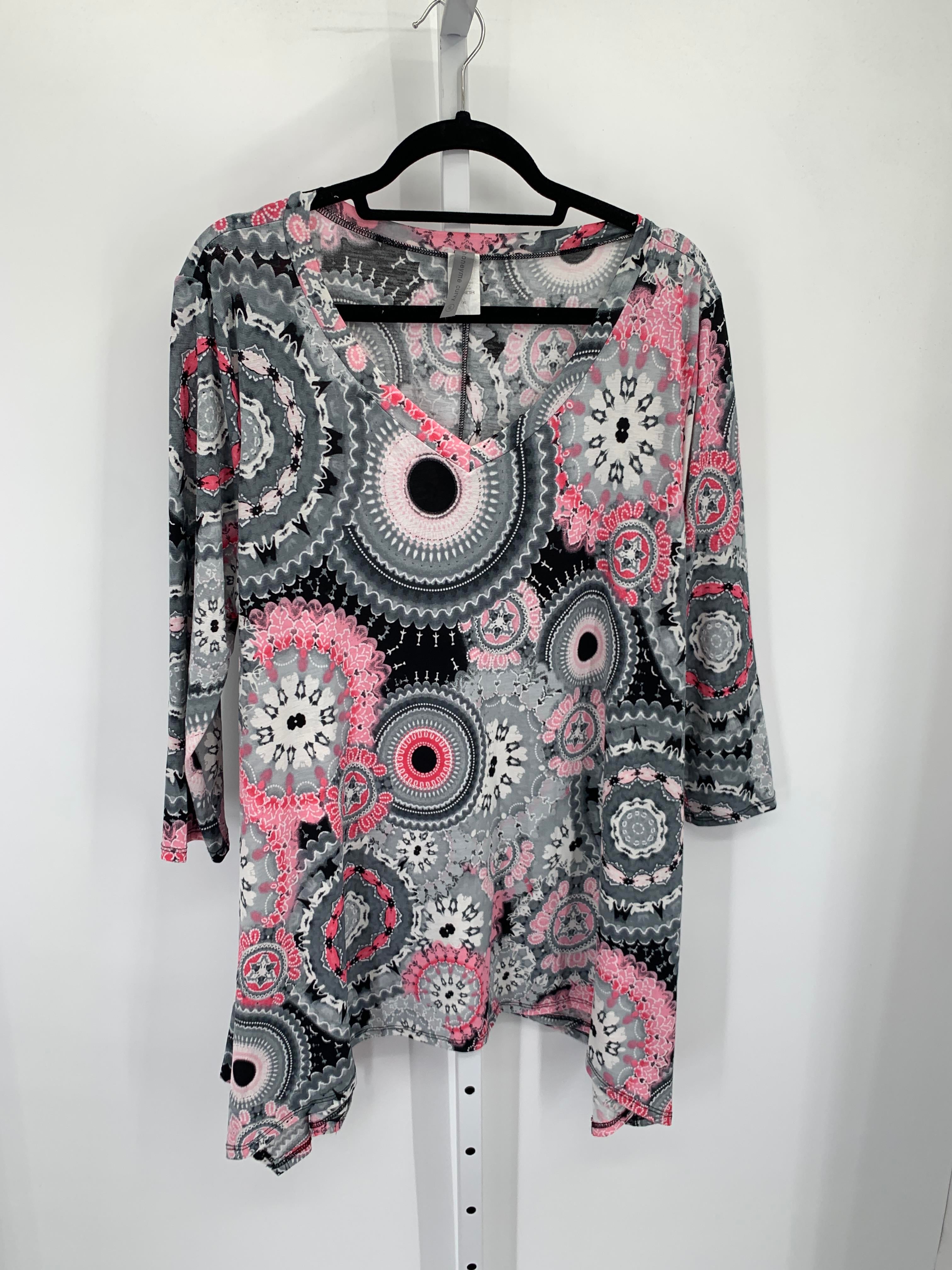 Size Extra Large Misses 3/4 Sleeve Shirt