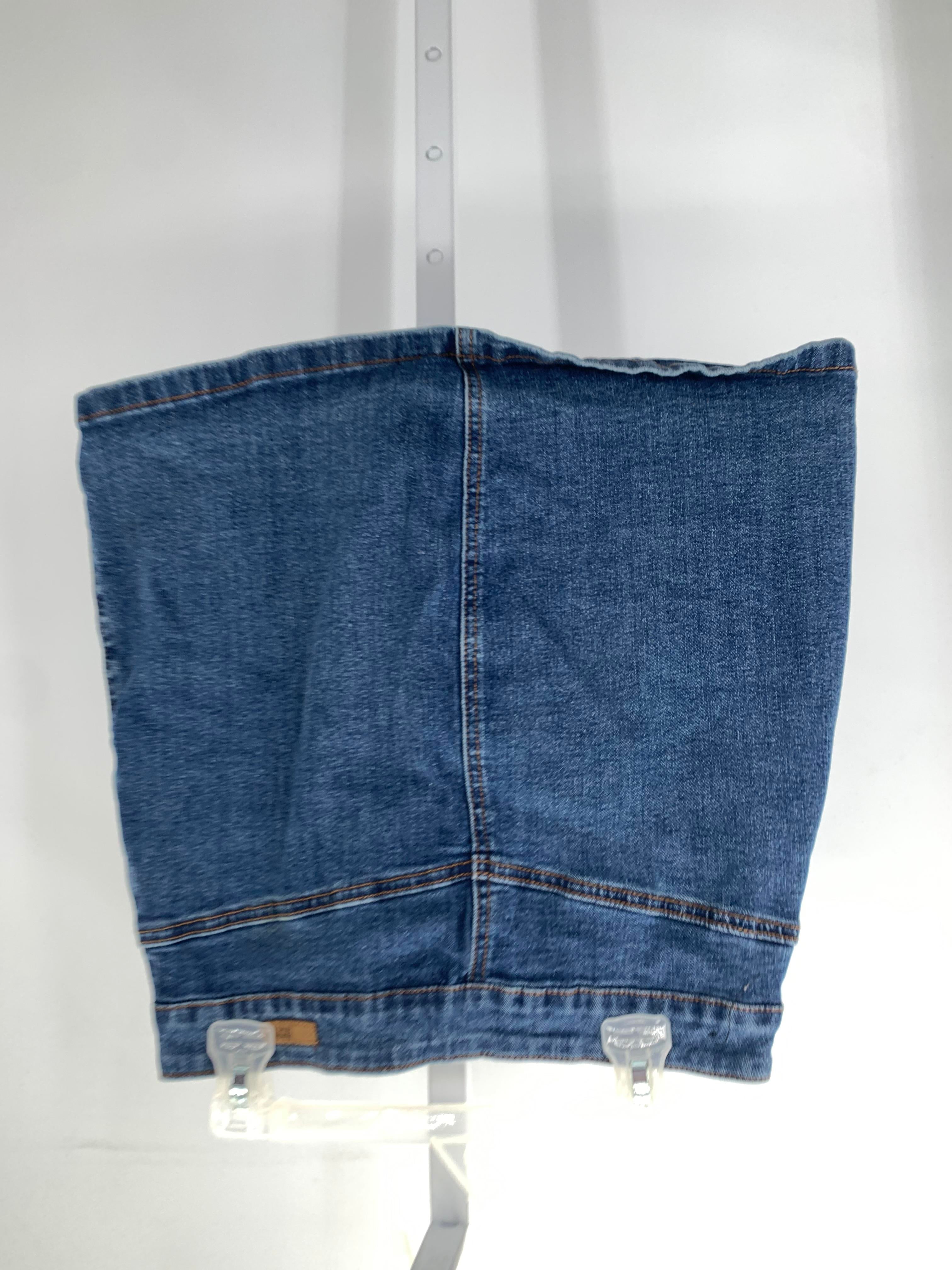 Almost Famous Size 7 Juniors Skirt