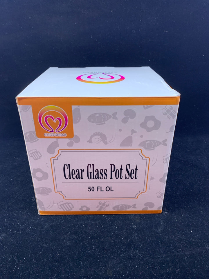 NIB CLEAR GLASS POT.