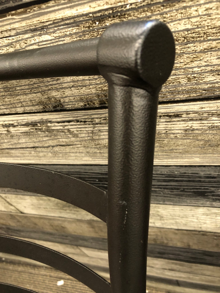 2 METAL BACK SWIVEL BAR STOOLS.