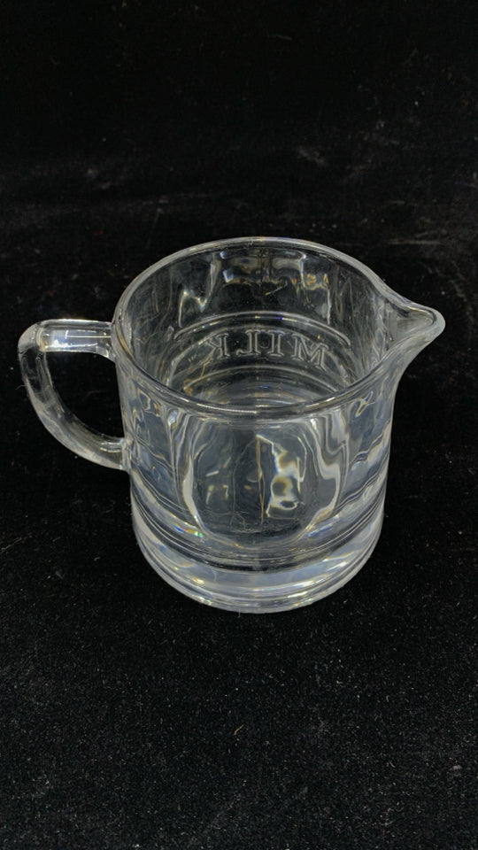 CLEAR GLASS MILK EMBOSSED CREAMER.