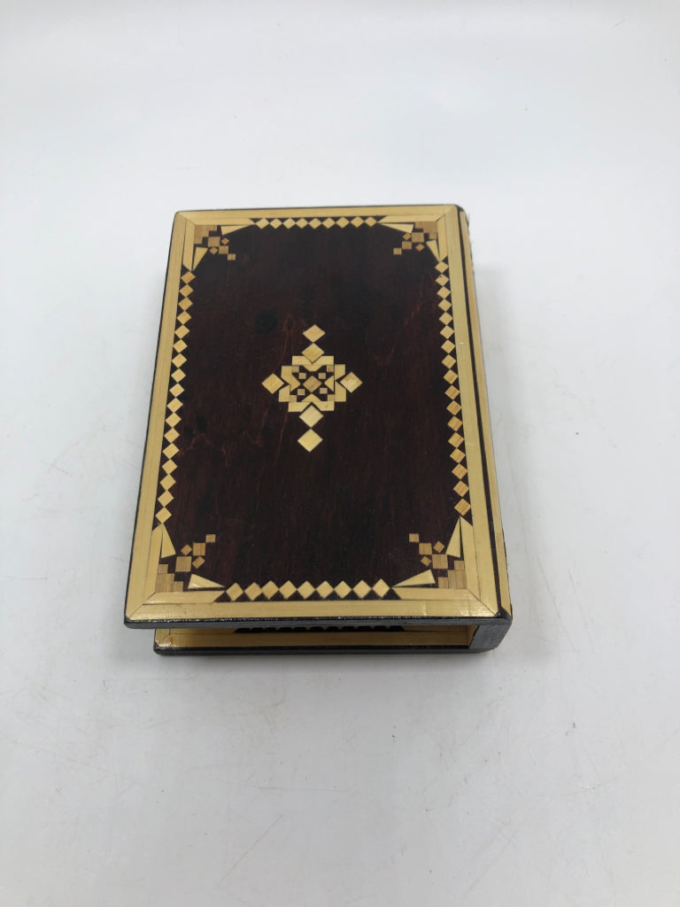 WOOD INLAID BOOK BOX W/PINK LINING.