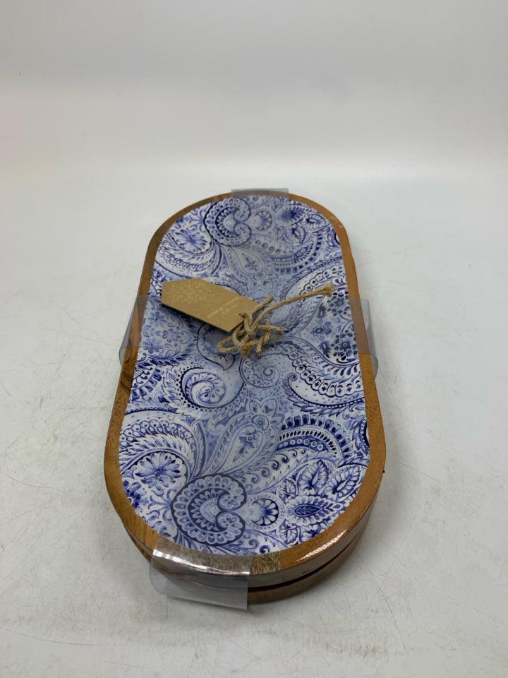 2 NIP OVAL PAISLEY WOOD PLATTERS.