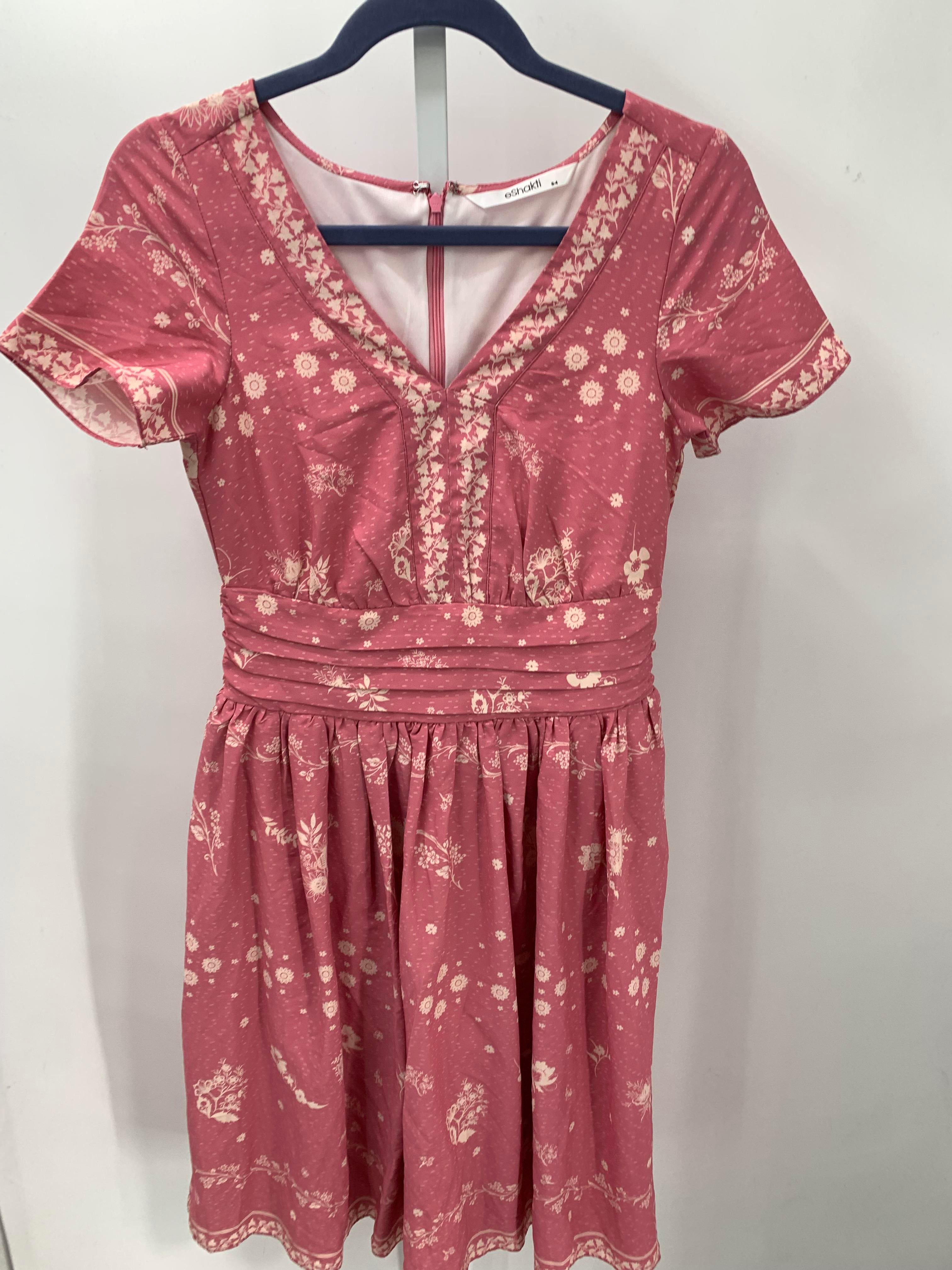 Size Small Misses Short Sleeve Dress