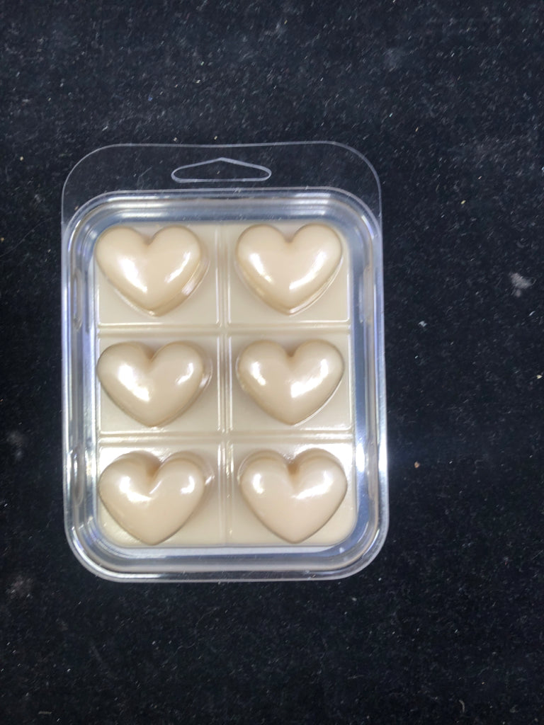 NIP WAX MELTS.