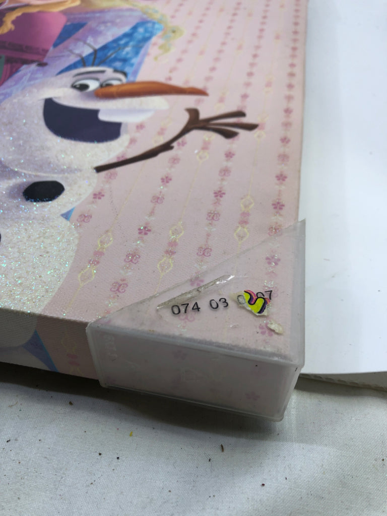 FROZEN CANVAS ELLA/ANA.