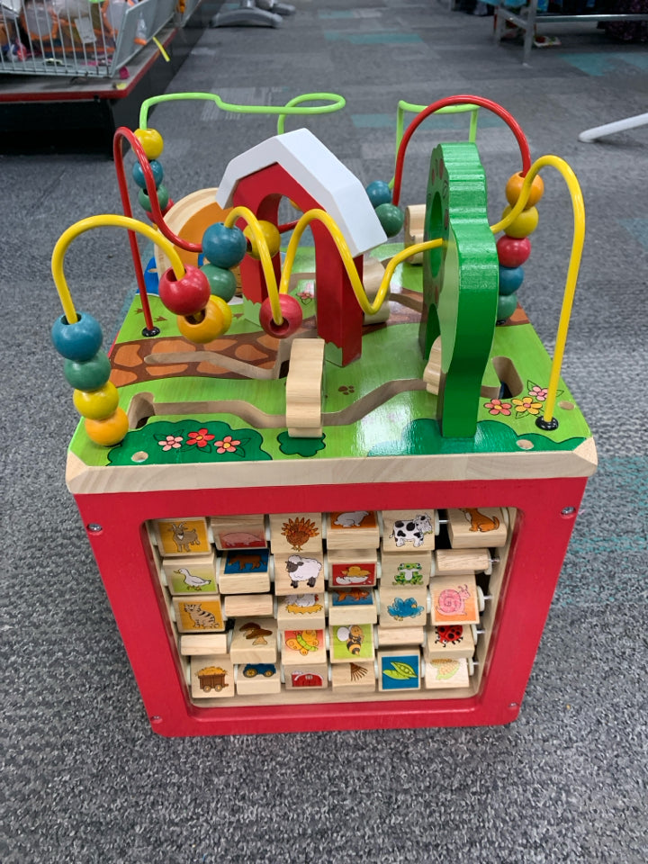 Battat Barnyard Activity Cube