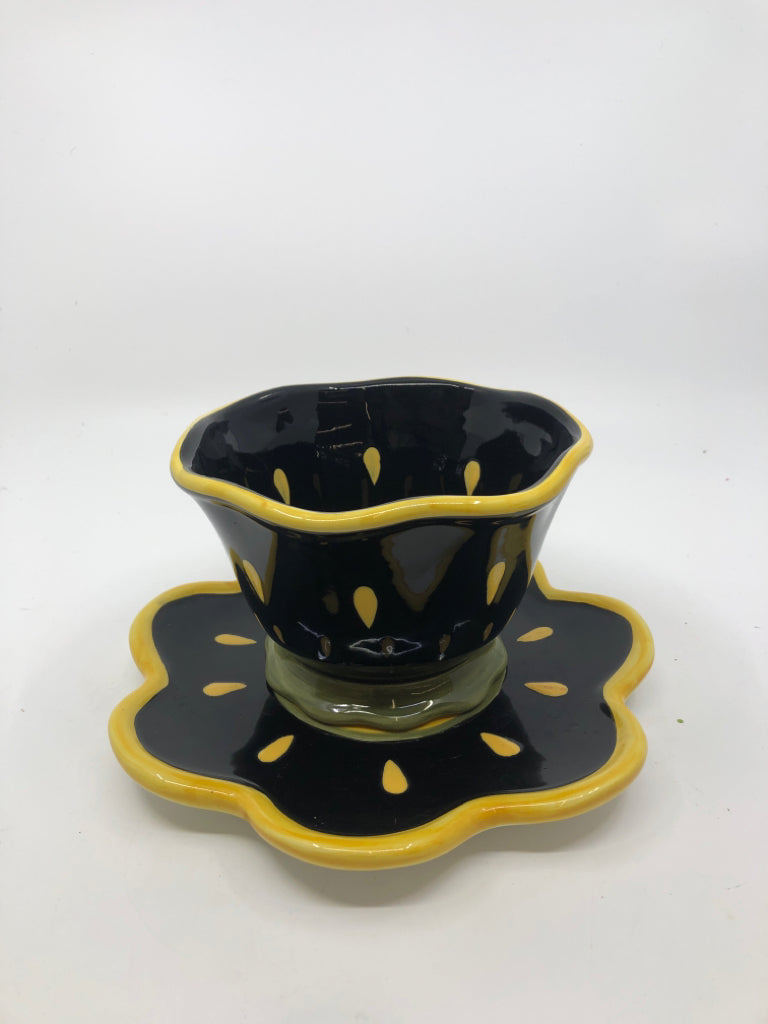 2PC BLACK AND YELLOW FLOWER BOWL AND PLATE SET.