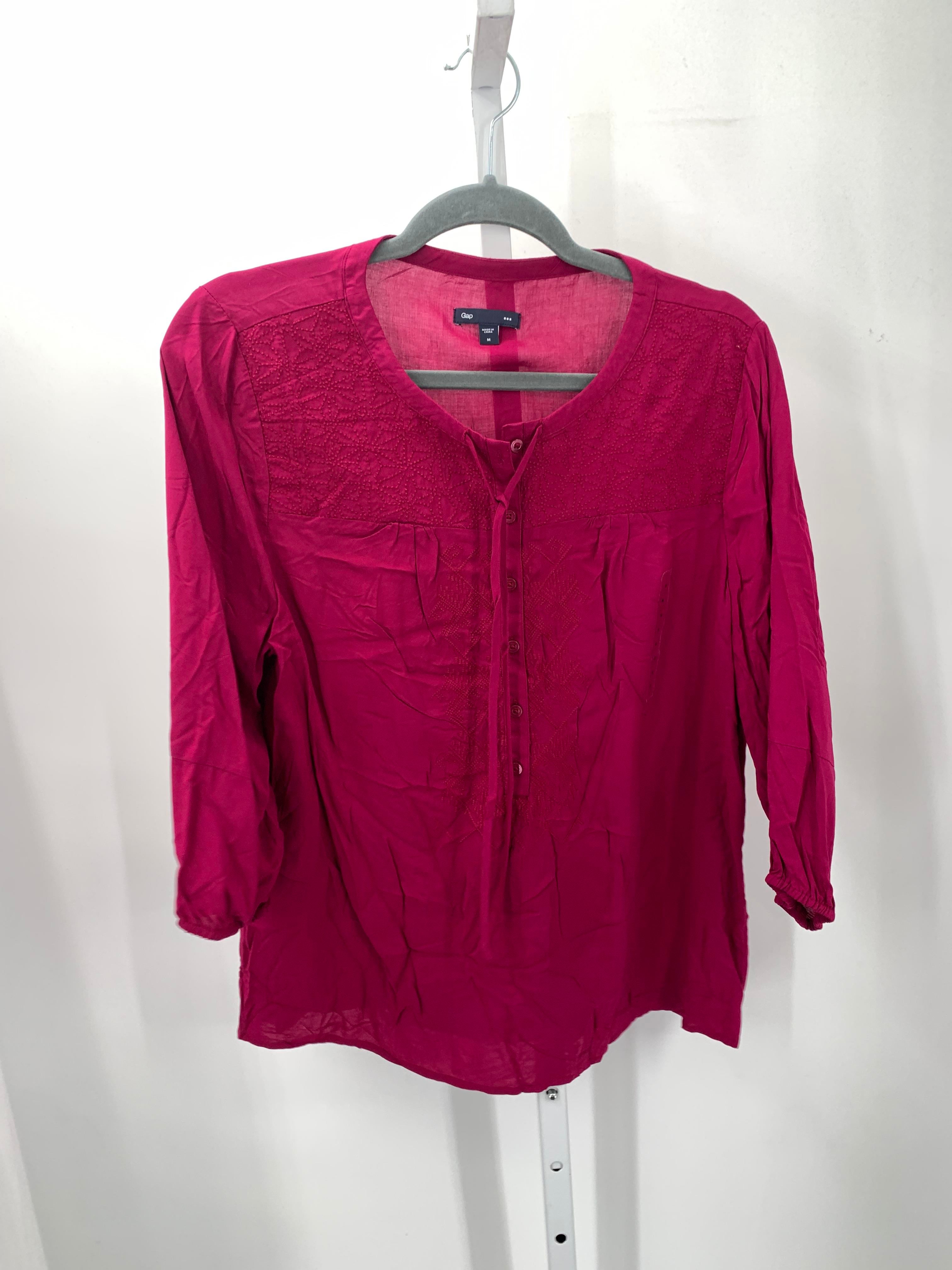 Gap Size Medium Misses 3/4 Sleeve Shirt