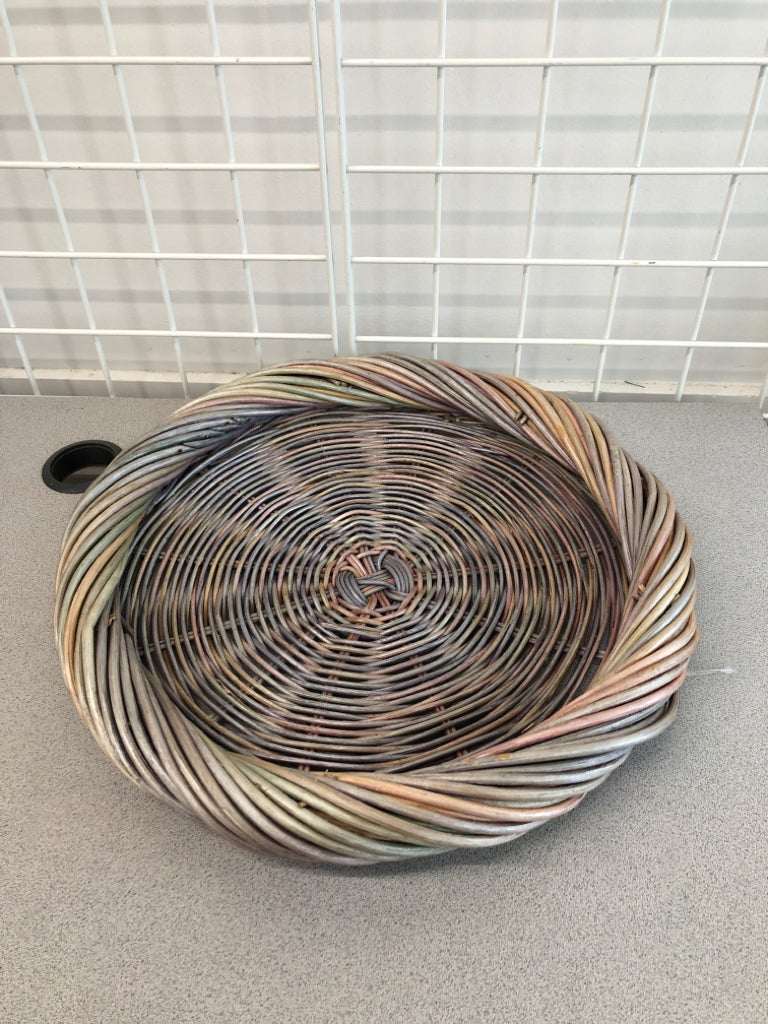 COLORFUL PASTEL WICKER TRAY.