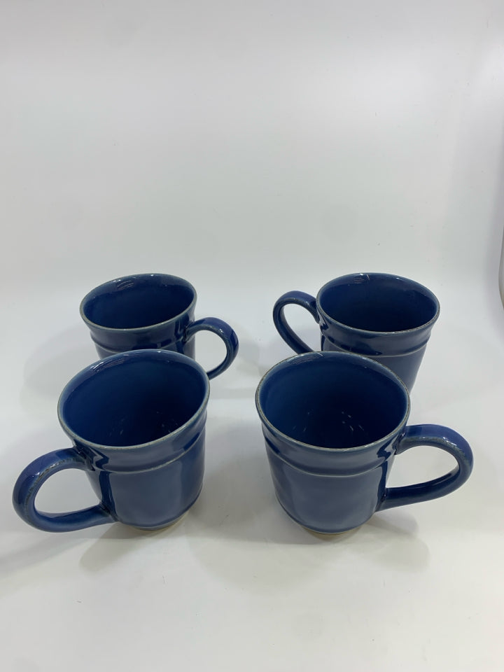 4 BLUE MUGS.