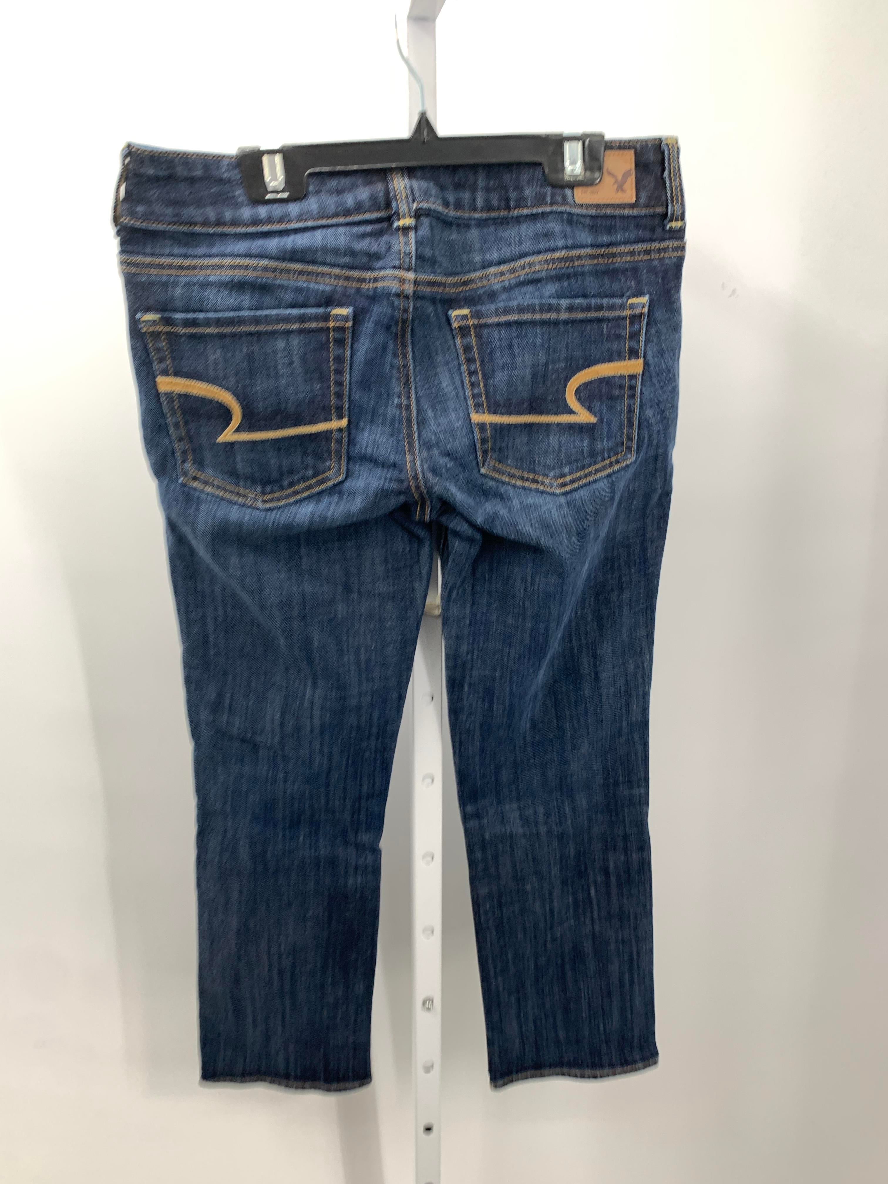 American Eagle Size 4 Juniors Cropped
