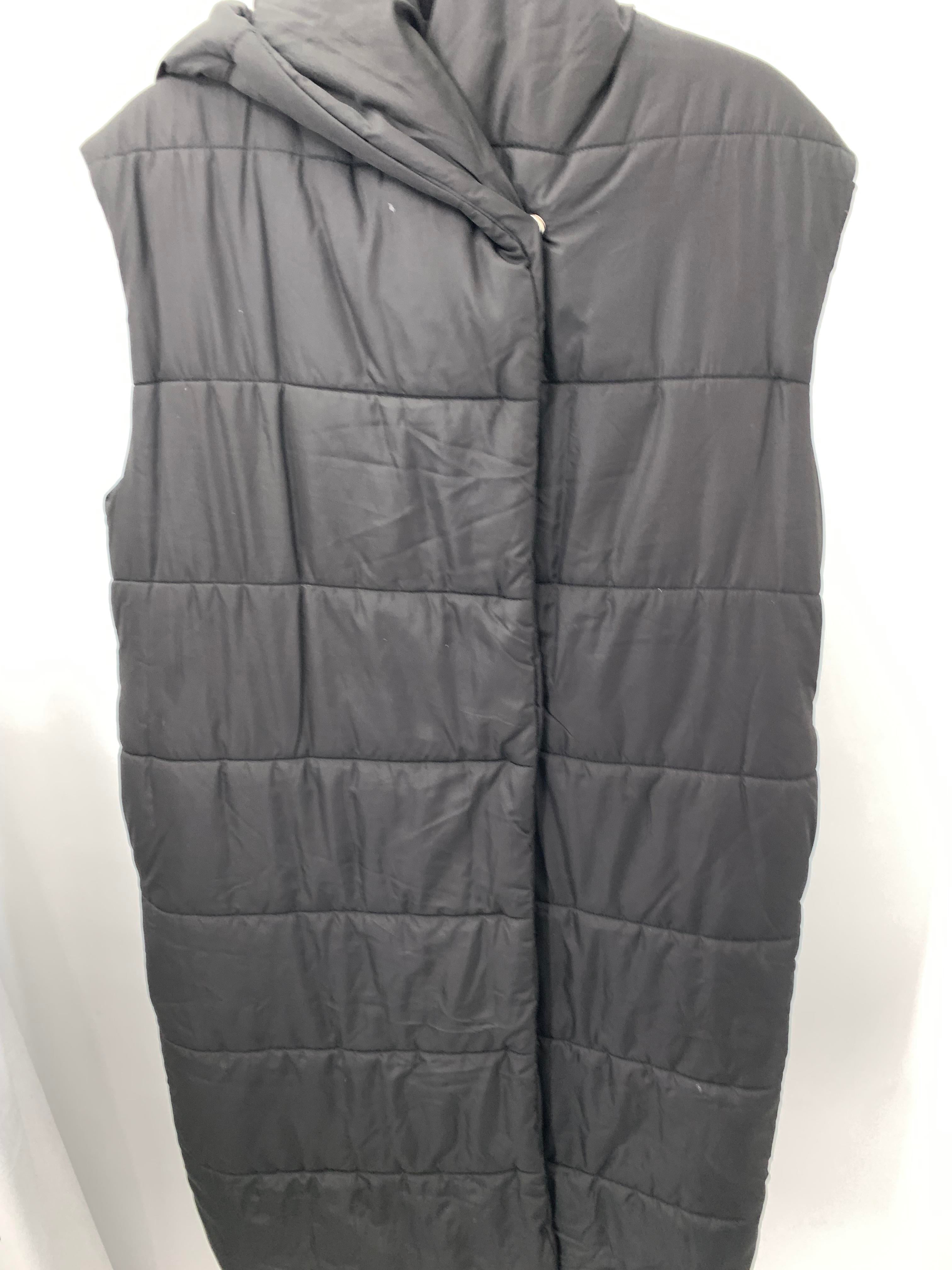 boohoo Size 4 Juniors Vest