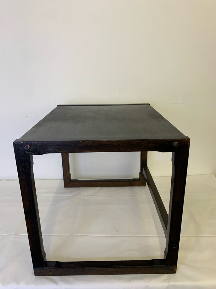 SMALL DARK WOOD END TABLE.