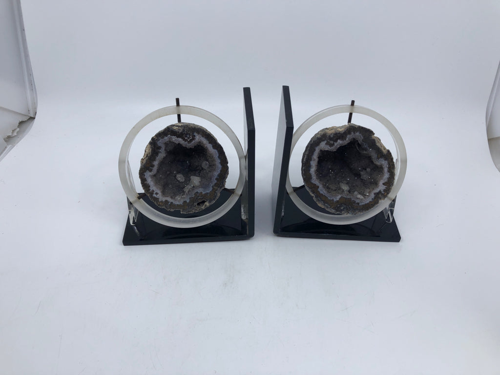 2 CUT GEODE BOOKENDS.