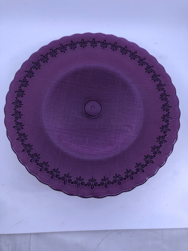 PURPLE SCALLOP/FLEUR DE LIS EDGE PEDESTAL CAKE PLATE.