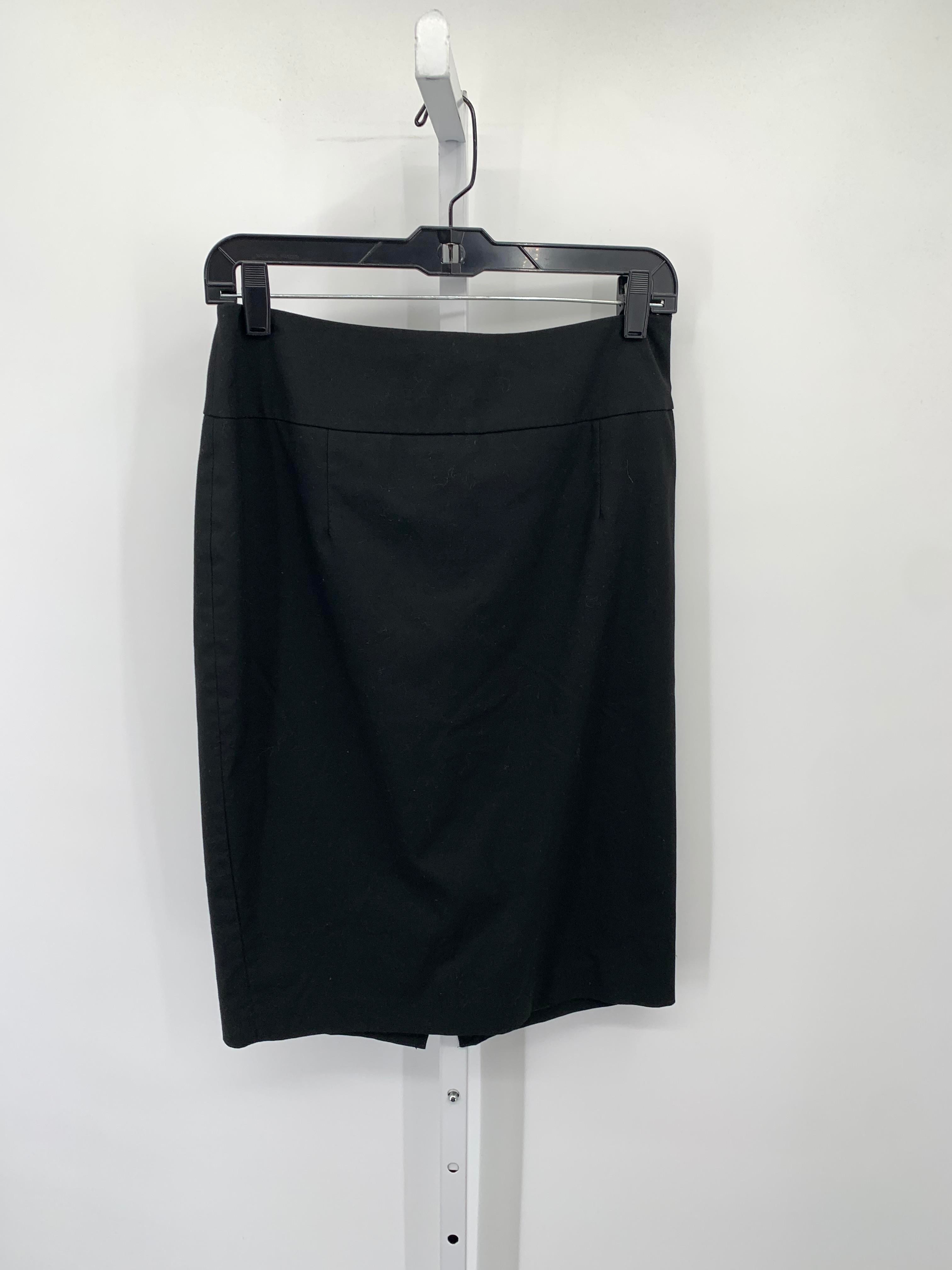 Mossimo Size 6 Misses Skirt