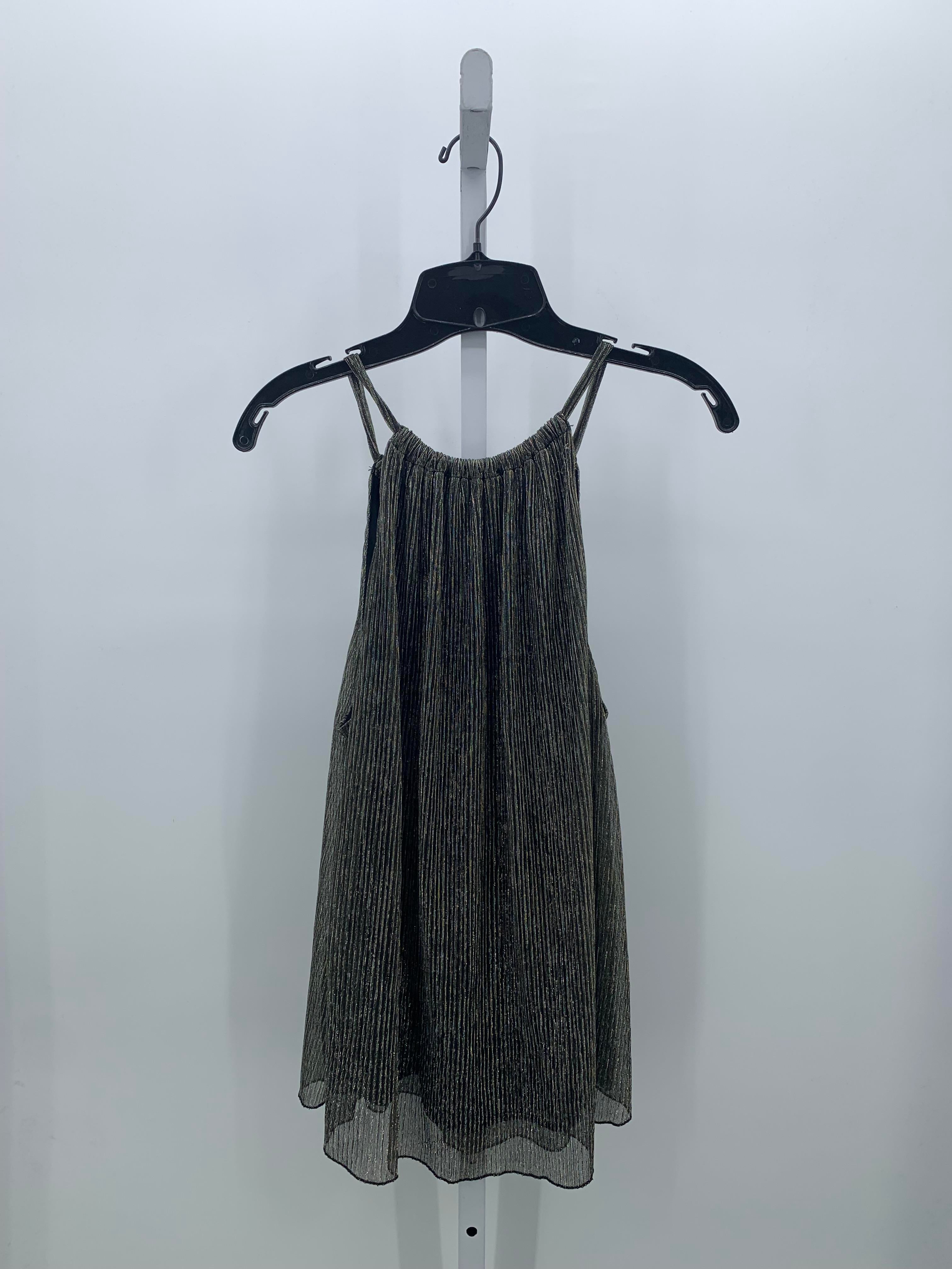 Size Large Misses Sleeveless Shirt