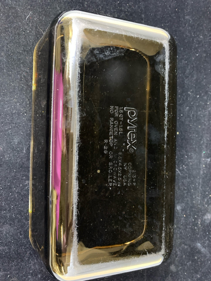 AMBER PYREX GLASS LOAF PAN.