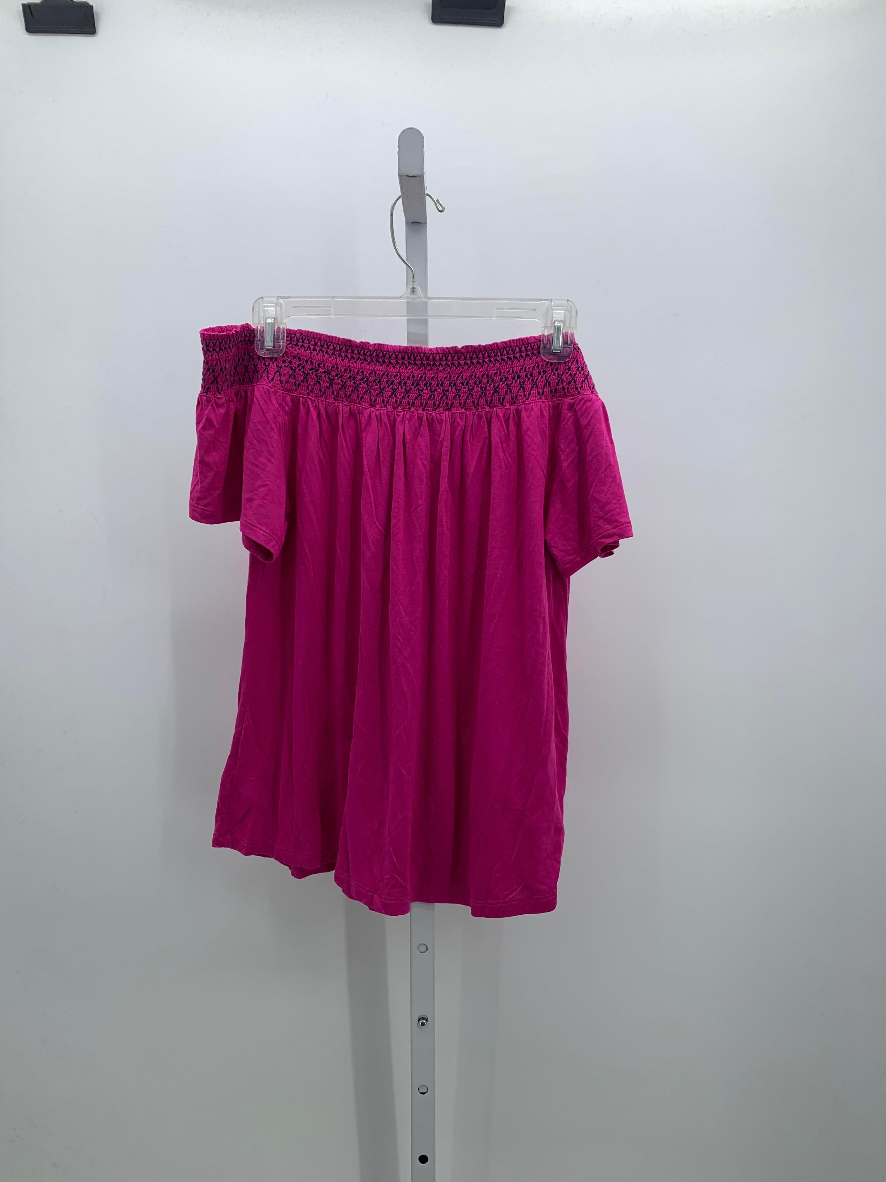 Old Navy Size Medium Misses Short Sleeve Shirt