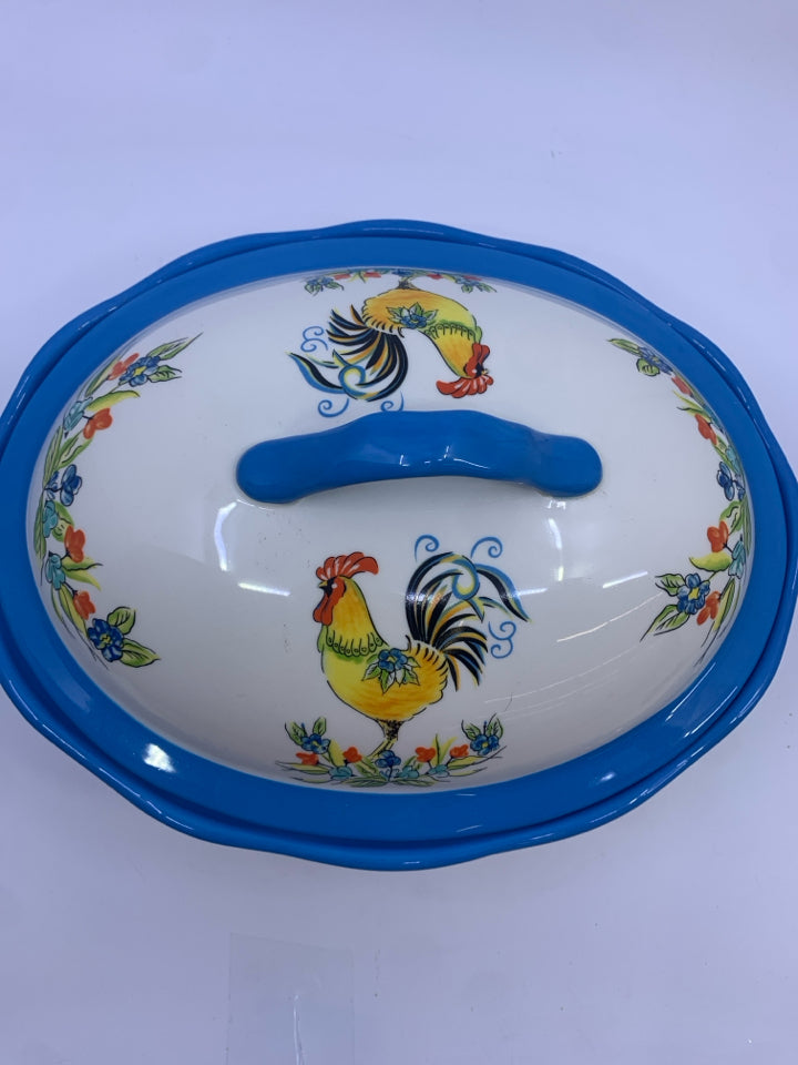 OVAL ROOSTER DISH W BLACK STAND.