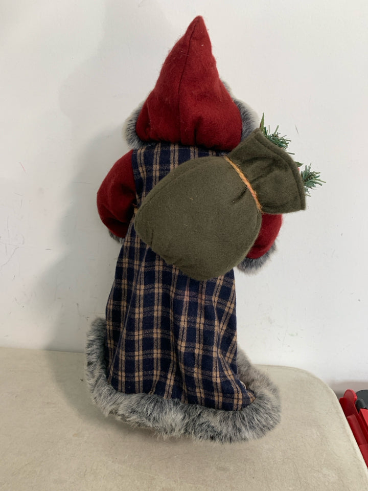 MAROON/FUR COAT STANDING SANTA W/ SNOWSHOES.