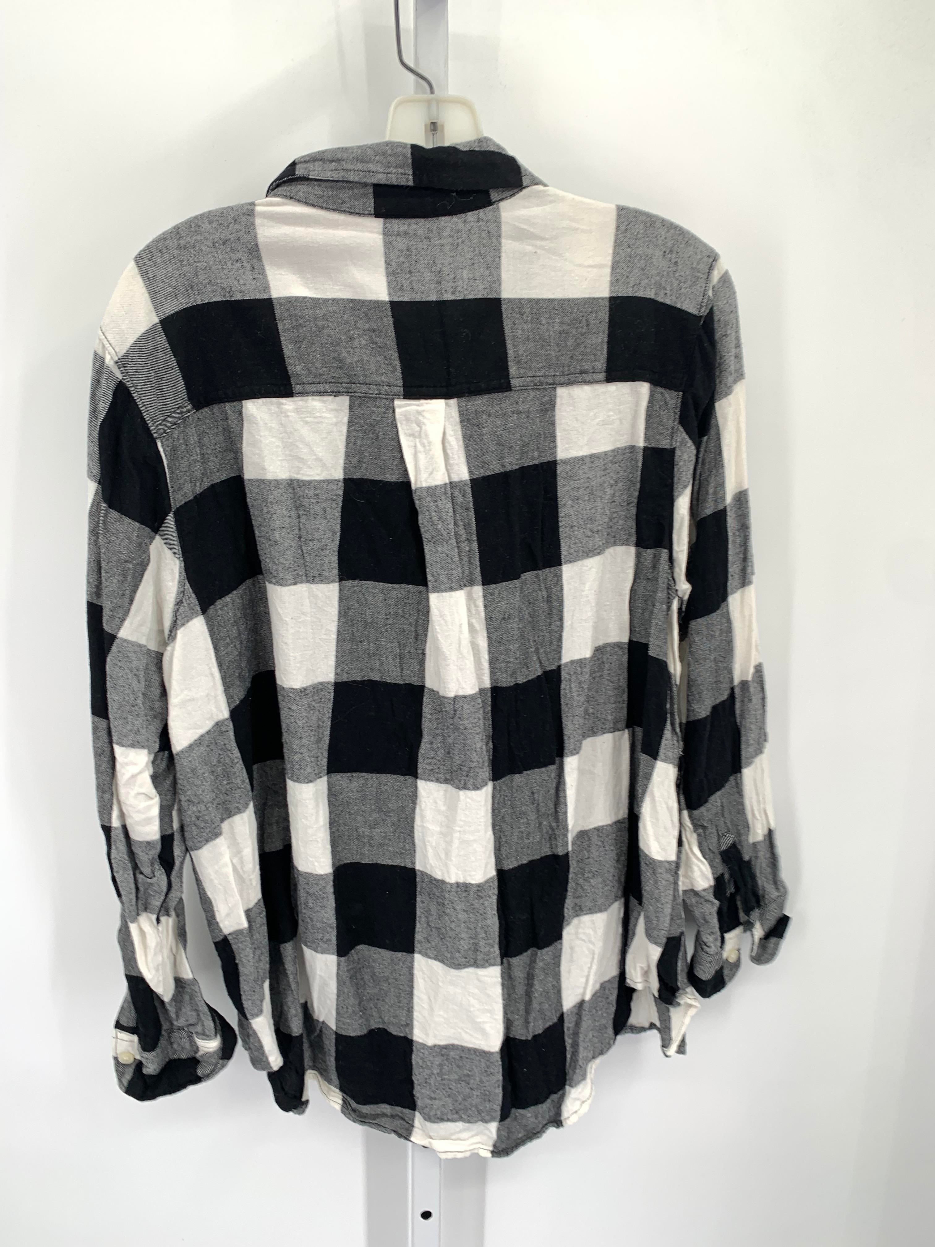 Old Navy Size XXL Misses Long Sleeve Shirt