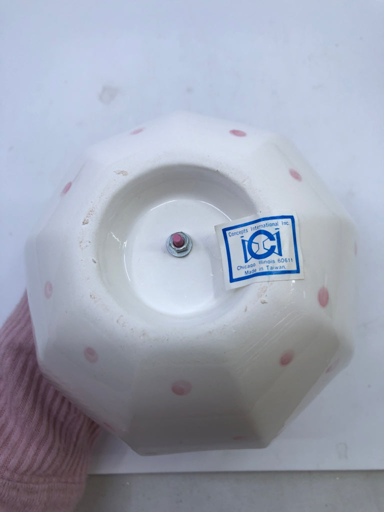 PINK AND WHITE NOVELTY UMBRELLA JEWELRY BOWL.