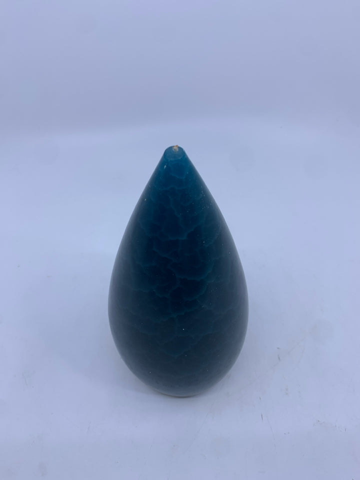 TEAL TEARDROP CANDLE.