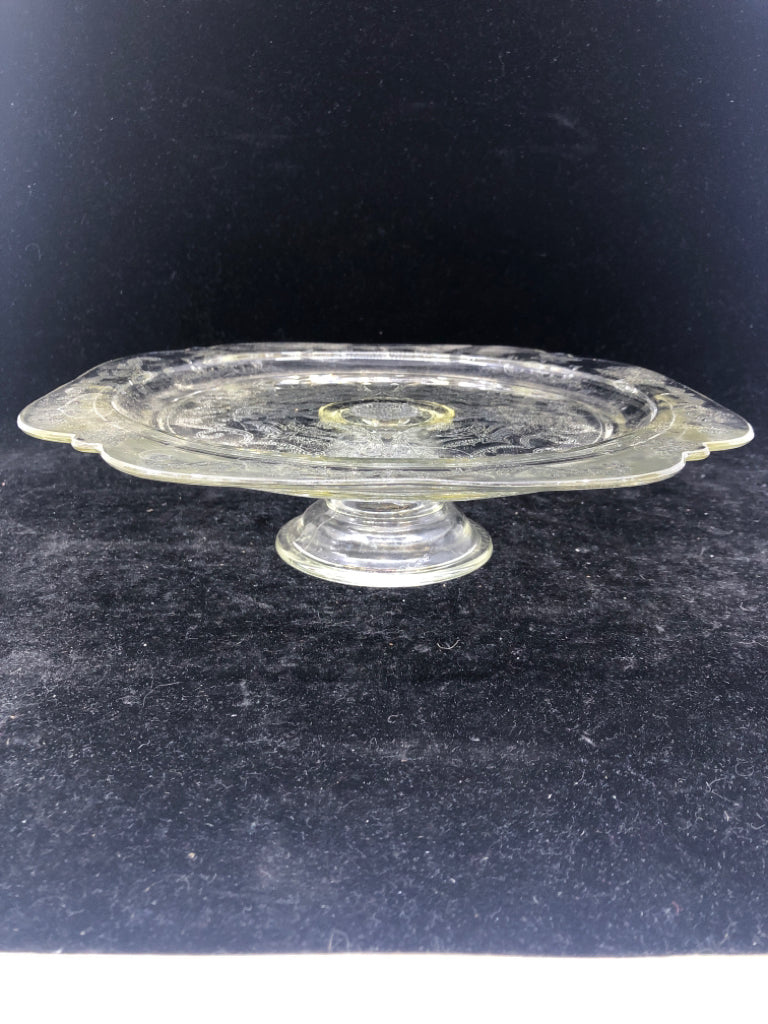 VTG  DEPRESSION GLASS CAKE STAND.