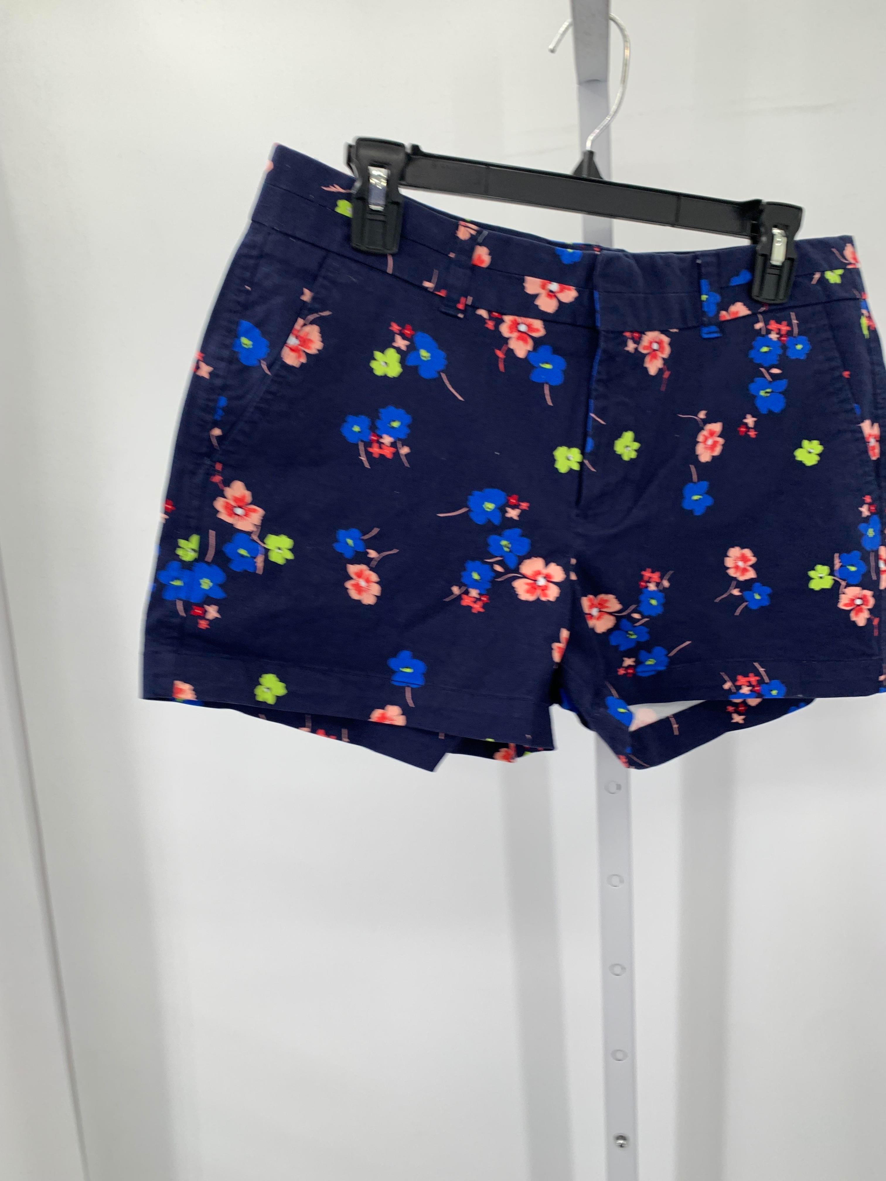 Gap Size 8 Misses Shorts