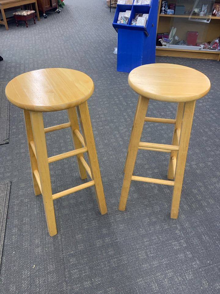 2 SOLID WOOD BAR STOOLS.