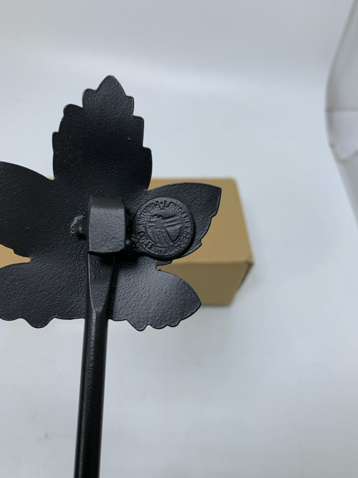 NIB WROUGHT IRON WALL HOOK MAPLE LEAF #72664.