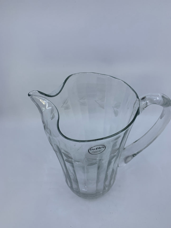 CLEAR RIBBED GLASS PITCHER W/ ICELIP & LEAF ETCHING.