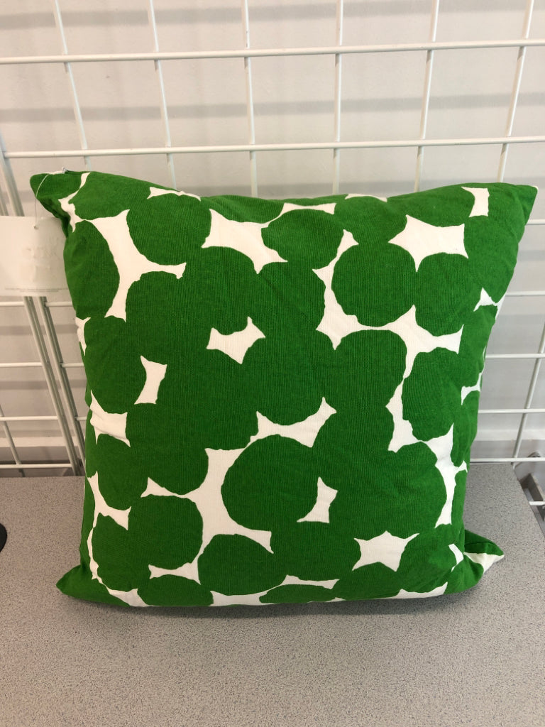 NWT KATE SPADE GREEN DOTTED PILLOW.