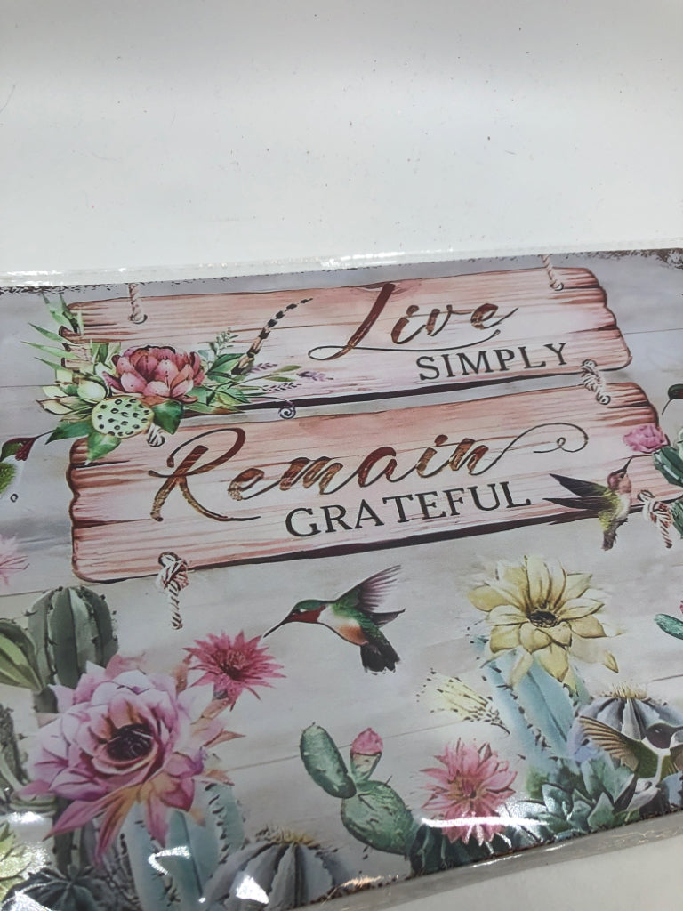 LIVE SIMPLY METAL SIGN.