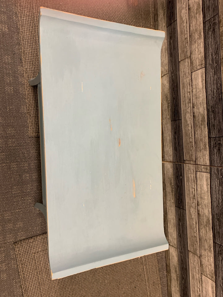 VTG DISTRESSED BLUE CURVED SIDE 2 TIER TABLE.