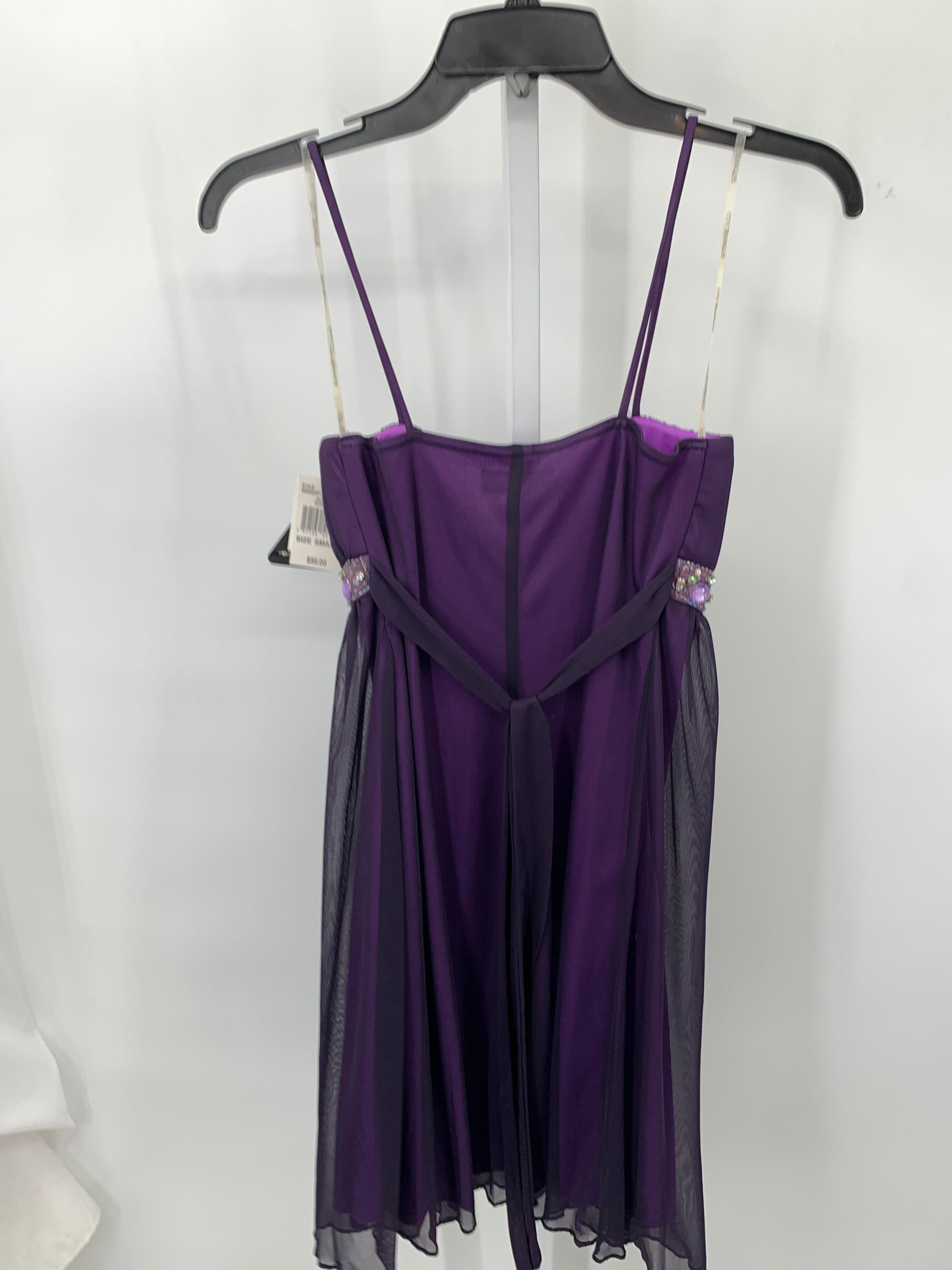 City Triangles Size Small Juniors Sleeveless Dress