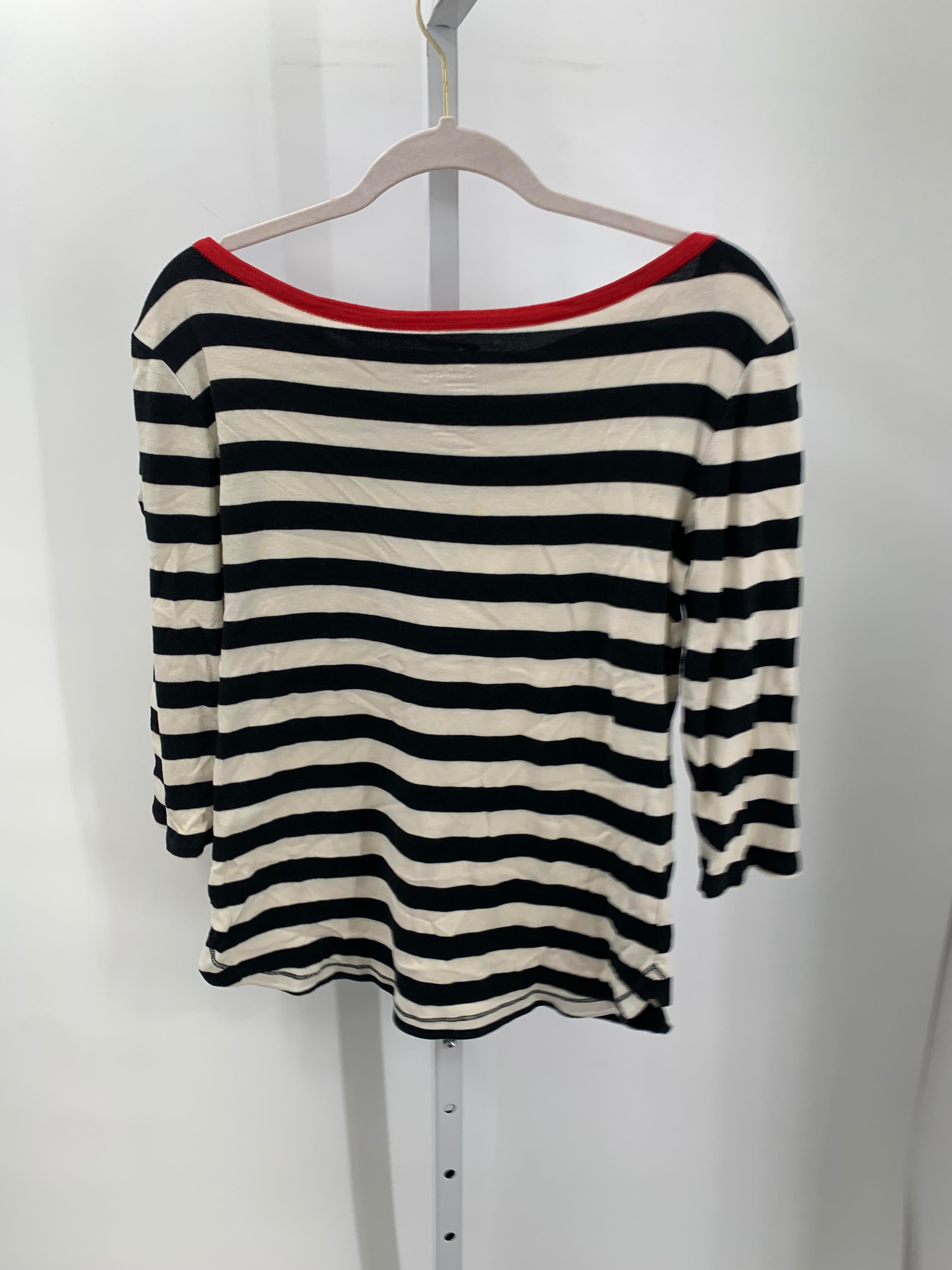 Gap Size Large Misses 3/4 Sleeve Shirt
